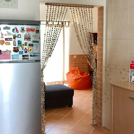 בית נופש House - Large Patios, Free Wifi, Parking